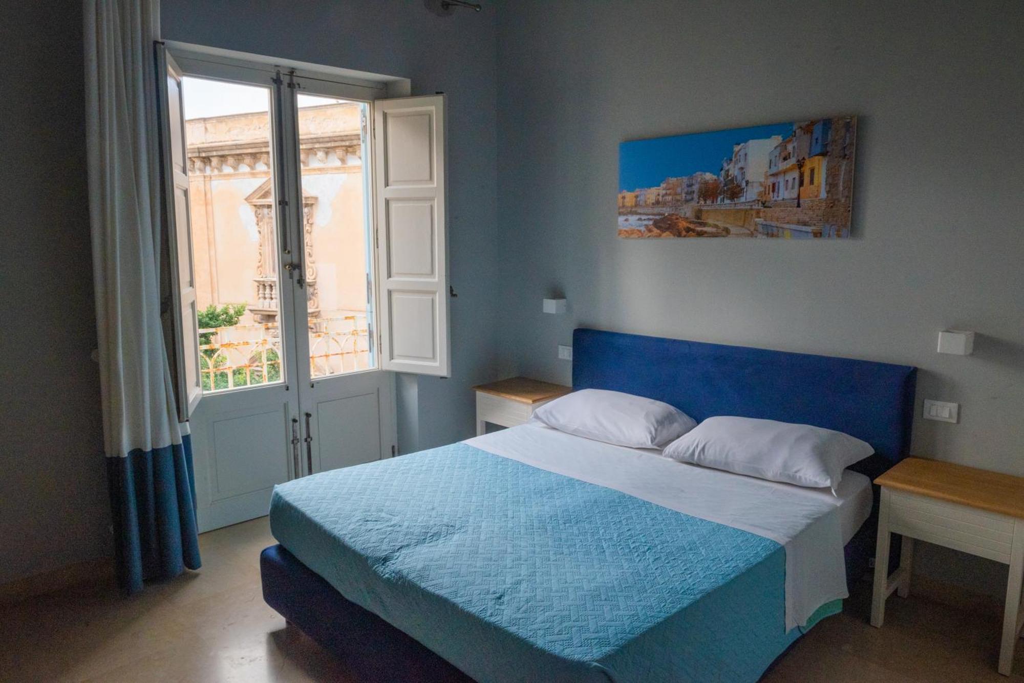 Zibibbo Suites & Rooms - Aparthotel In Centro Storico A Trapani Exterior foto