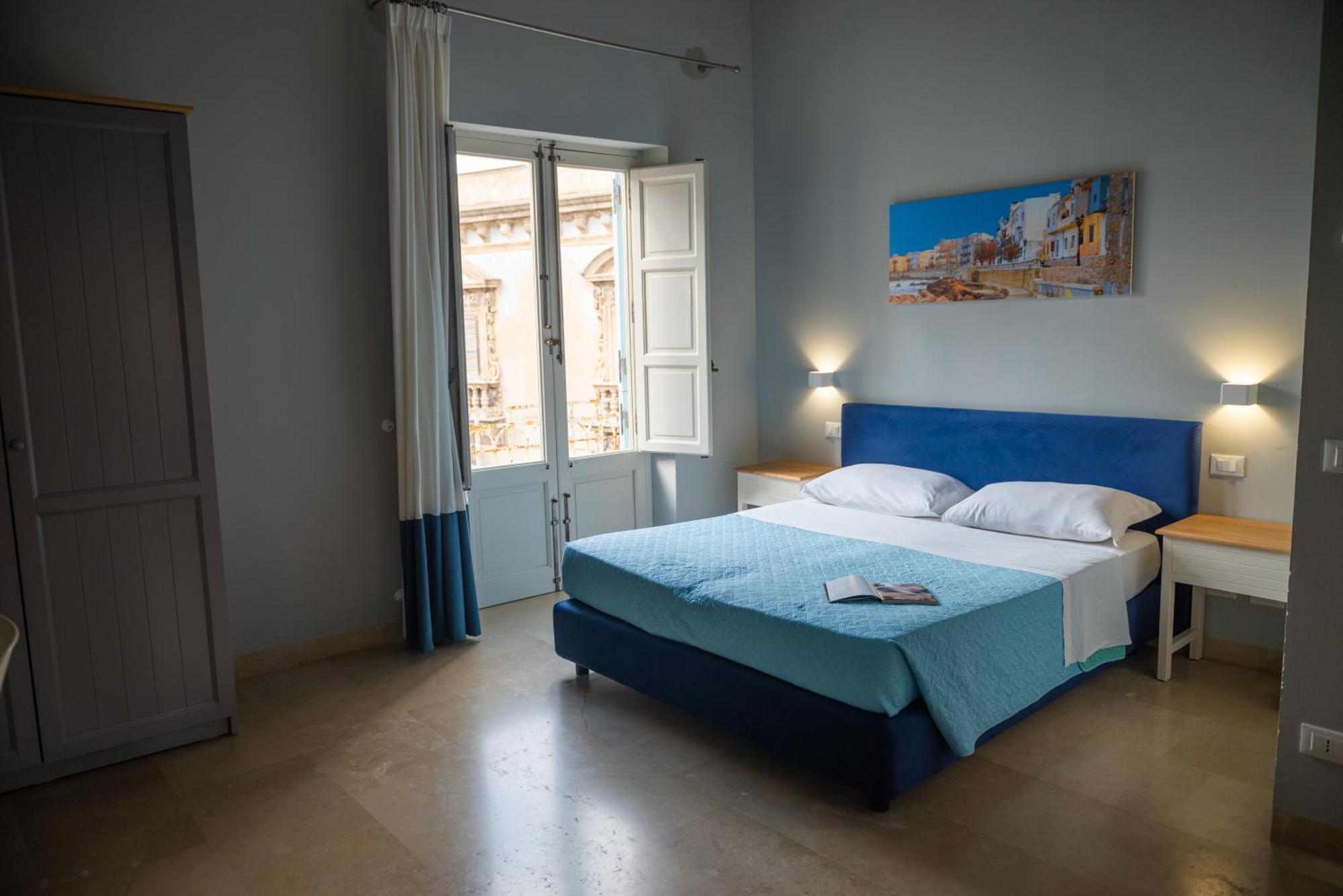 Zibibbo Suites & Rooms - Aparthotel In Centro Storico A Trapani Exterior foto