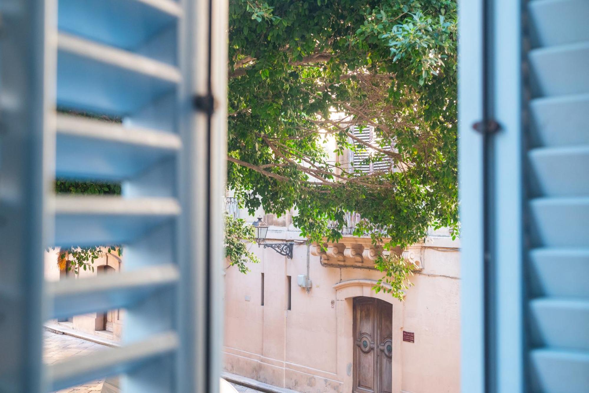Zibibbo Suites & Rooms - Aparthotel In Centro Storico A Trapani Exterior foto
