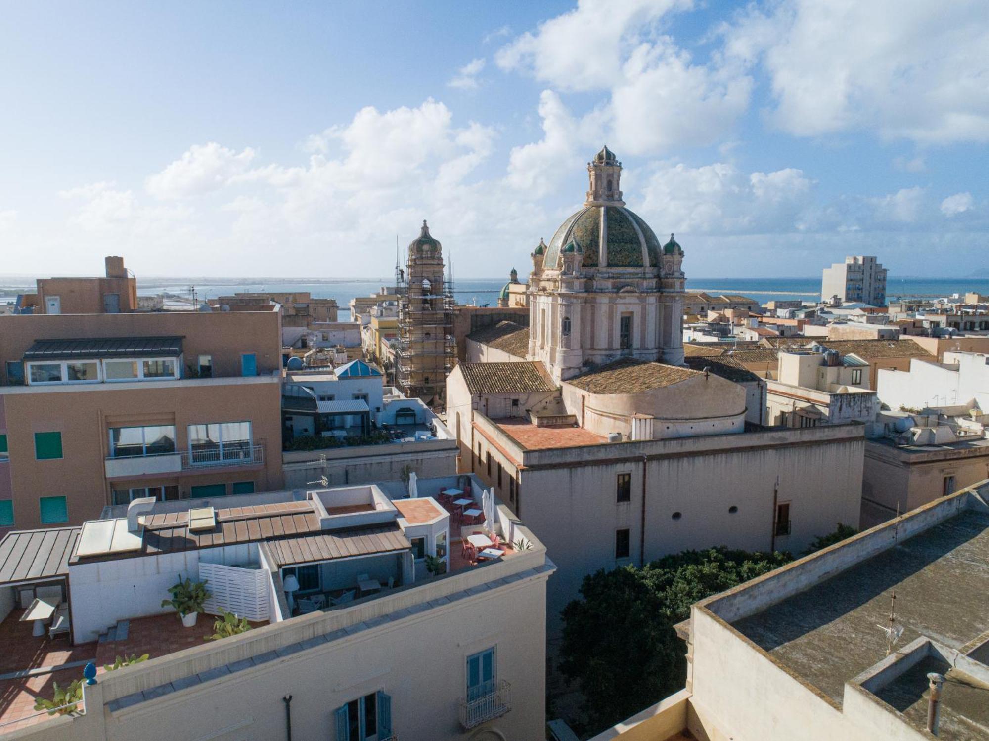 Zibibbo Suites & Rooms - Aparthotel In Centro Storico A Trapani Exterior foto